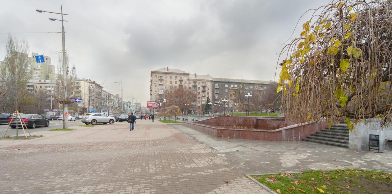 Квартира По Улице Большая Васильковская, 129 Kiev Esterno foto